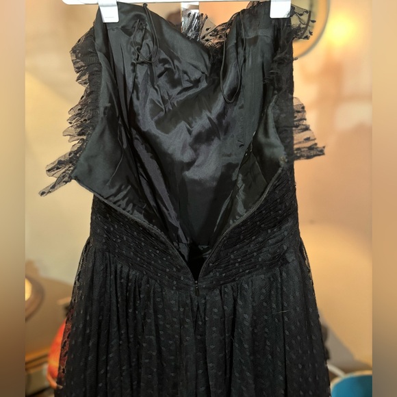 Gorgeous Chris Kole Couture Dress - Picture 6 of 9